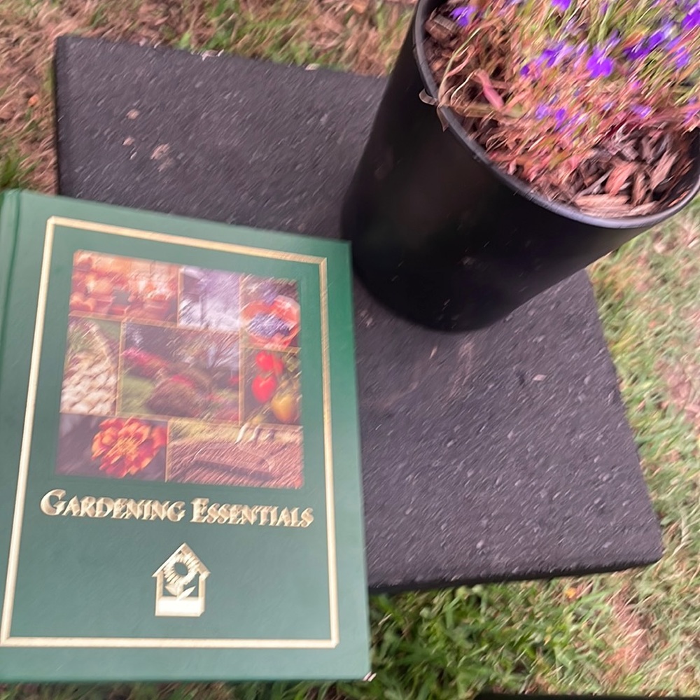 Like new  Gardening Essentials by The Great Barbara Pleasant